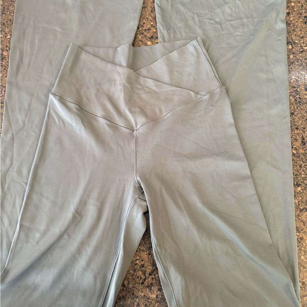 Real Me Offline Flare by Aerie size Medium
